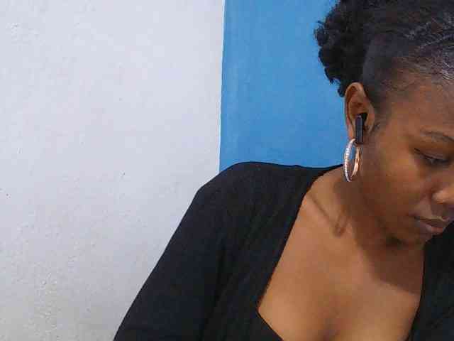 Zinah1 webcam