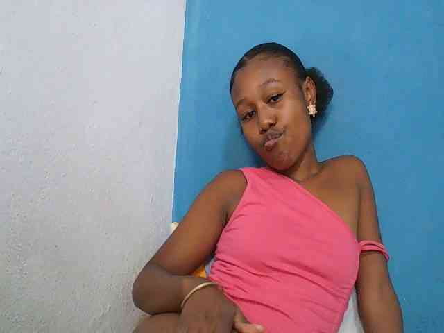 Zinah1 webcam