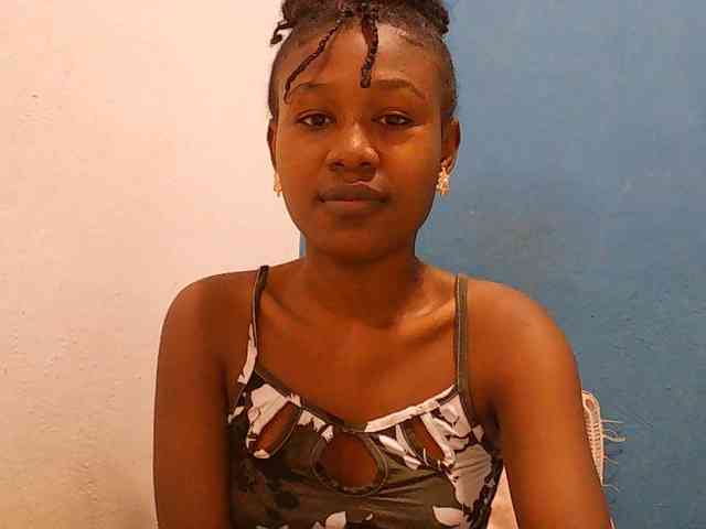 Zinah1 webcam