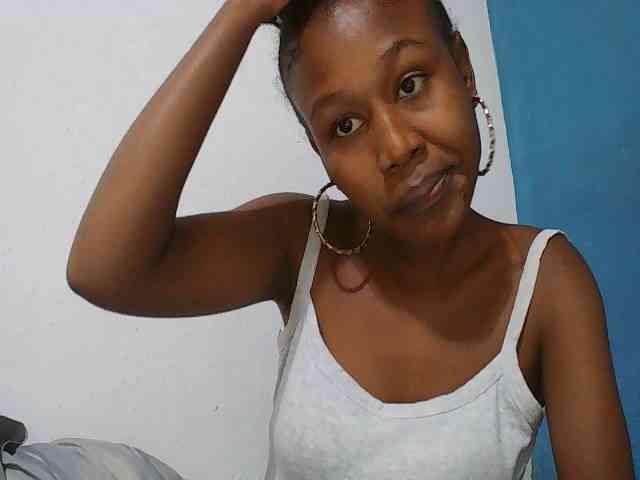 Zinah1 webcam
