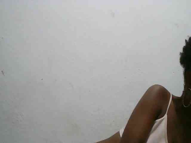 Zinah1 webcam