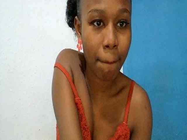 Zinah1 webcam