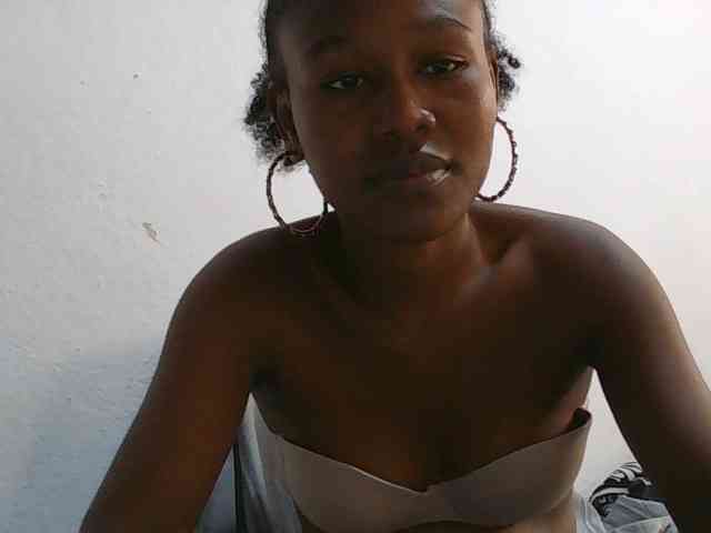 Modèle: Zinah1