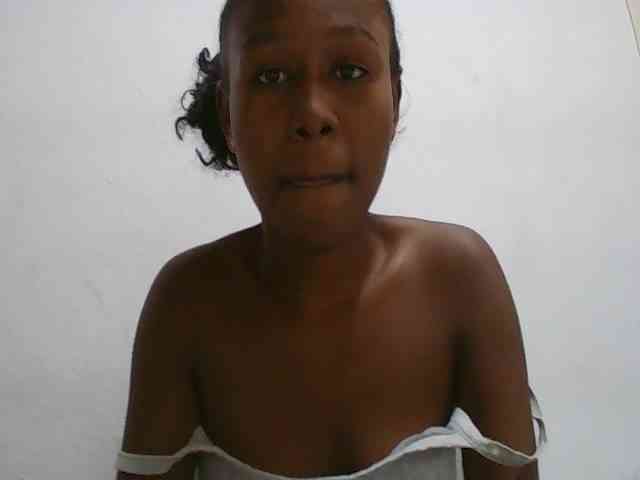 Zinah1 webcam