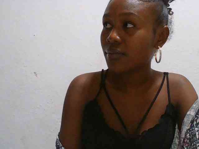 Zinah1 webcam