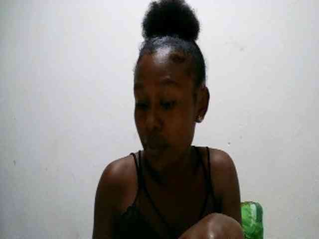 Zinah1 webcam