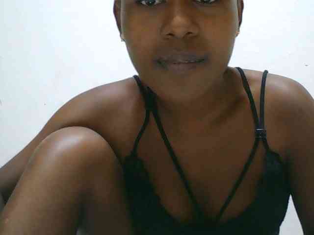Zinah1 webcam