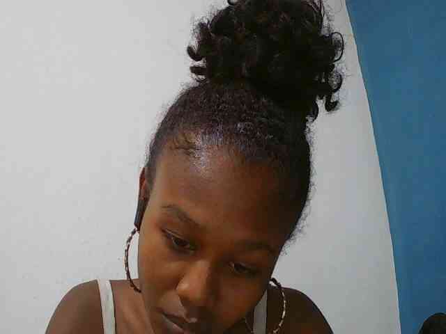 Zinah1 webcam