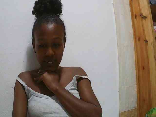 Zinah1 webcam