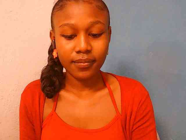 Zinah1 webcam