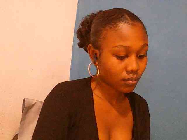 Zinah1 webcam