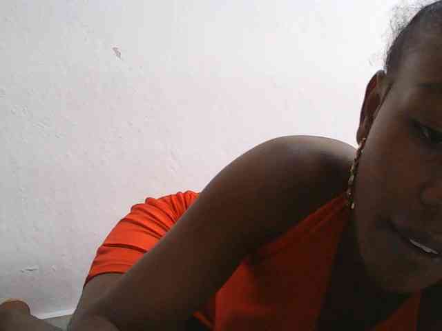 Zinah1 webcam