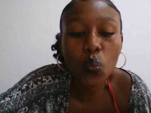 Zinah1 webcam