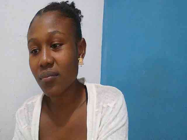 Zinah1 webcam