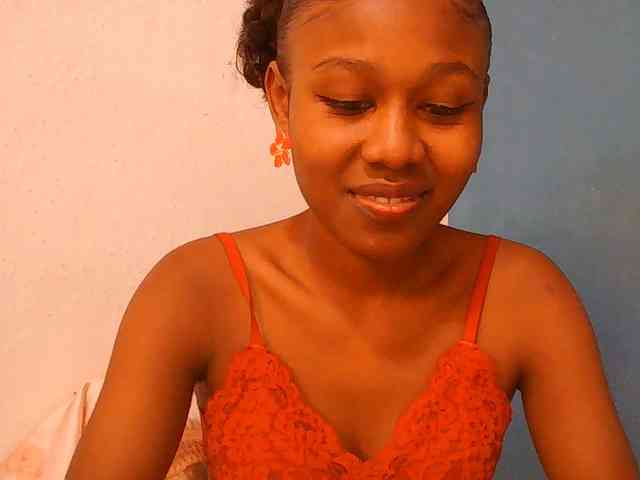 Zinah1 webcam