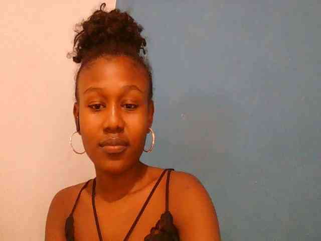 Zinah1 webcam