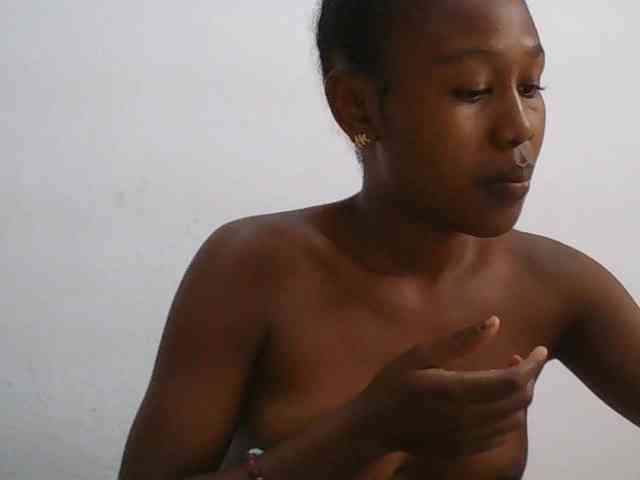Zinah1 webcam