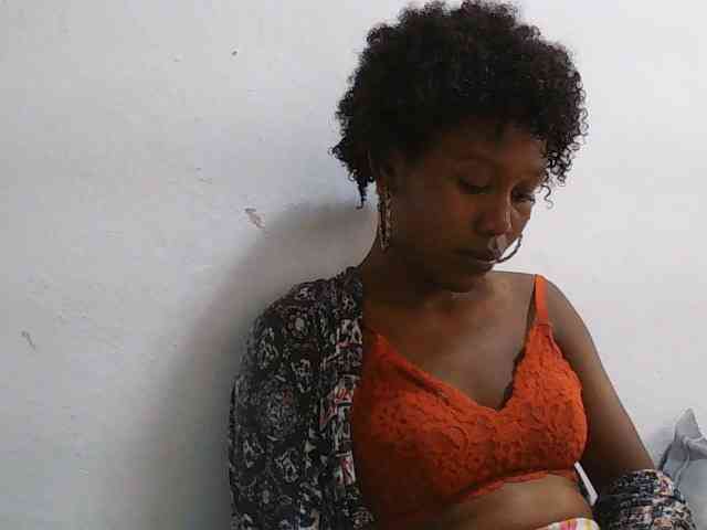 Modèle: Zinah1