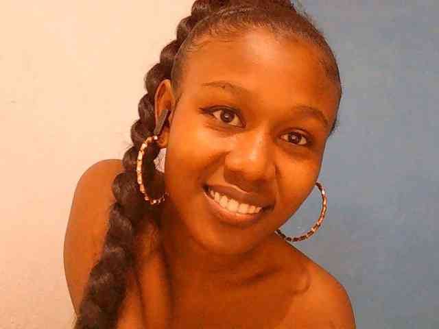 Zinah1 webcam