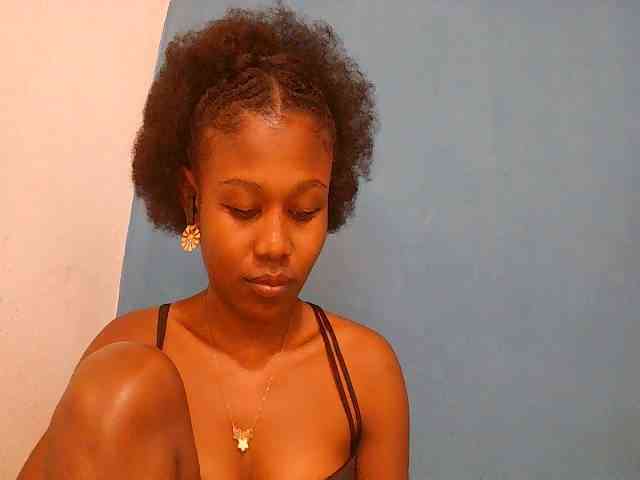 Zinah1 webcam