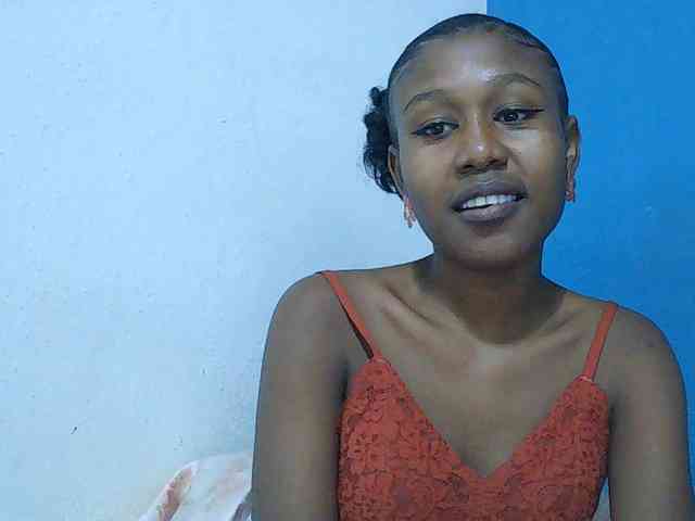 Zinah1 webcam
