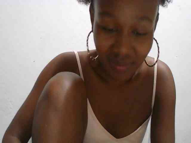 Zinah1 webcam
