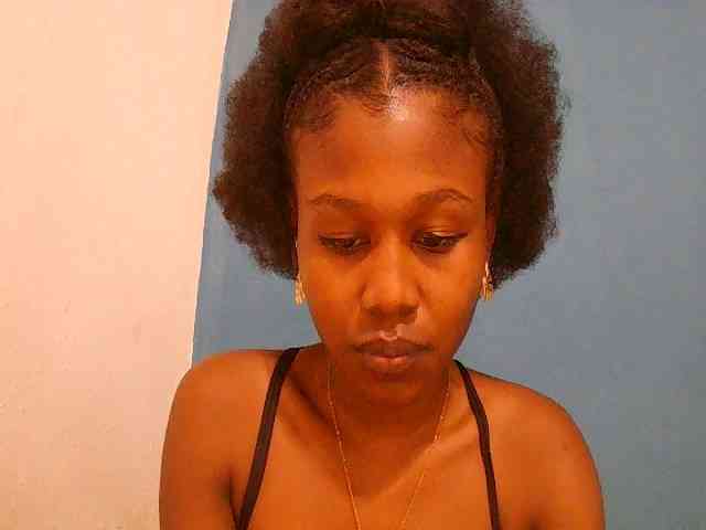 Zinah1 webcam