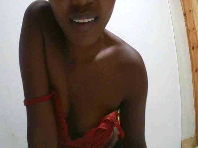 Zinah1 webcam