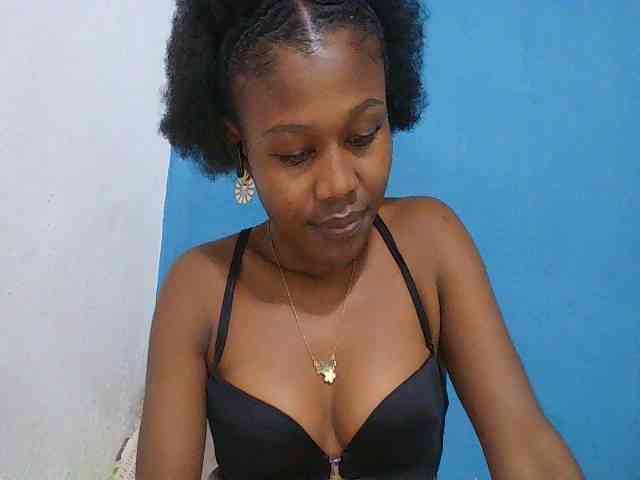 Zinah1 webcam