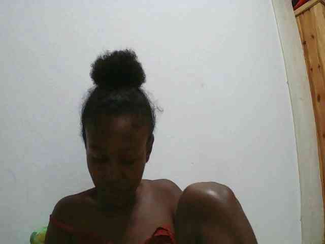 Zinah1 webcam