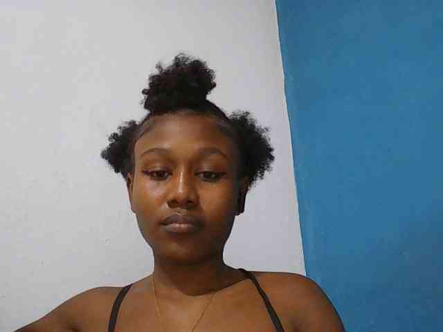 Modèle: Zinah1