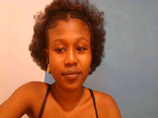 Zinah1 webcam