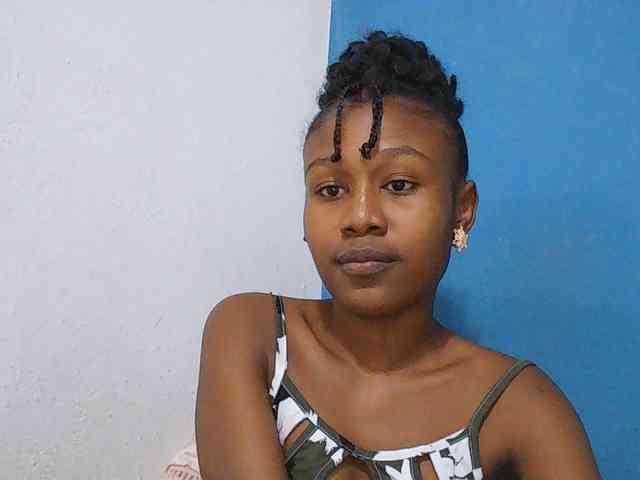 Zinah1 webcam