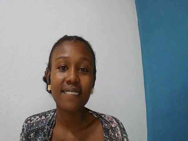 Modèle: Zinah1