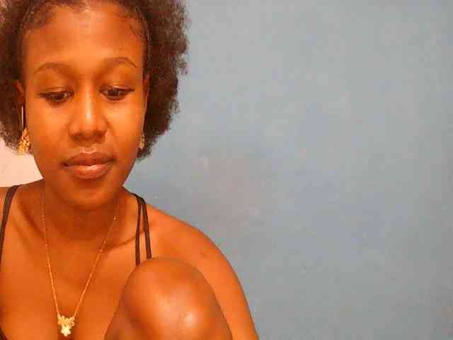 Zinah1 webcam