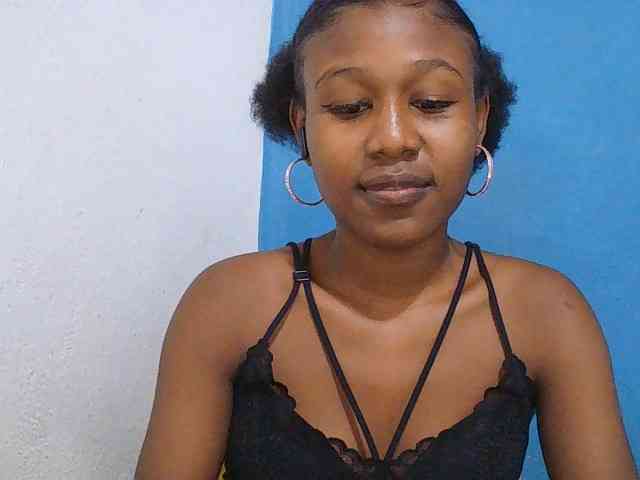 Zinah1 webcam