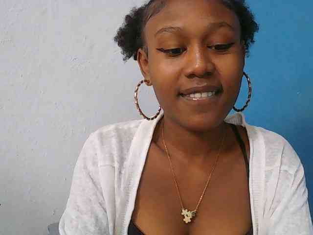 Zinah1 webcam