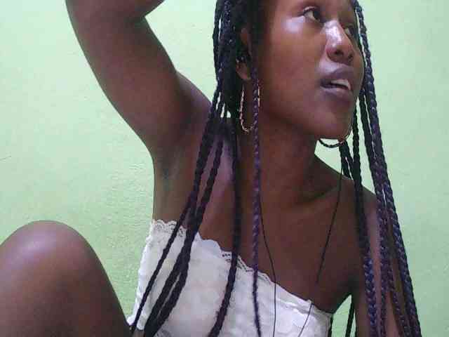 Zinah1 webcam