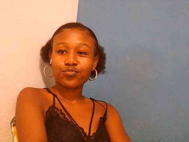Zinah1 webcam