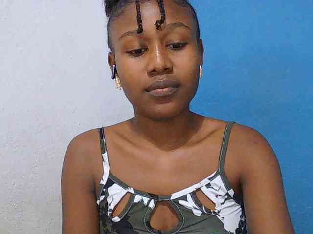 Zinah1 webcam