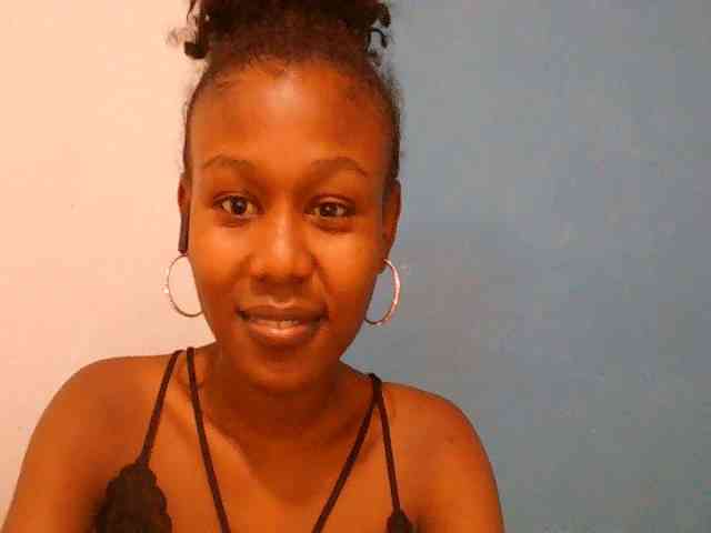 Zinah1 webcam