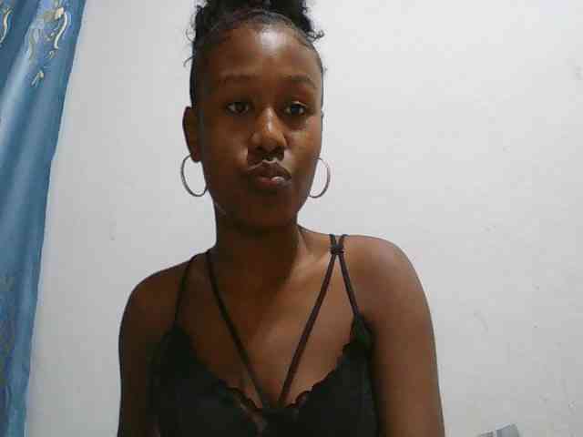 Zinah1 webcam
