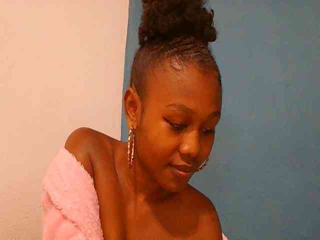 Zinah1 webcam
