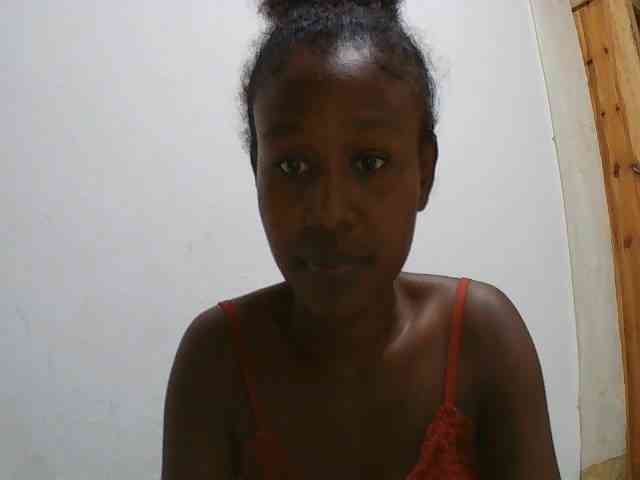 Zinah1 webcam