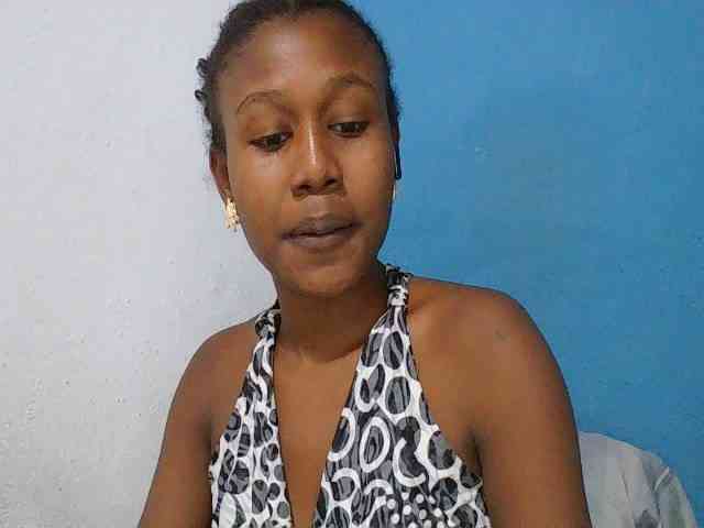 Zinah1 webcam