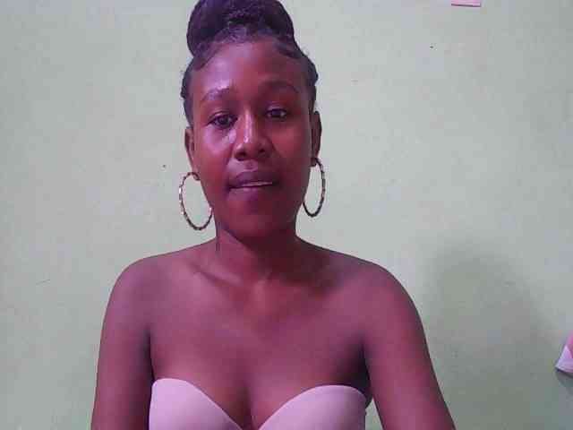 Zinah1 webcam