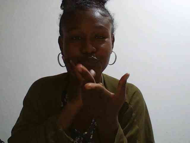 Zinah1 webcam