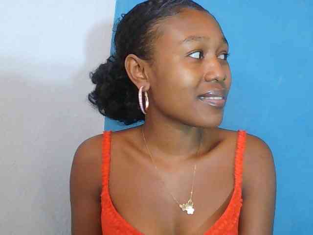 Zinah1 webcam