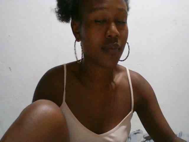 Zinah1 webcam