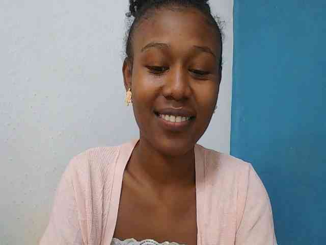 Zinah1 webcam